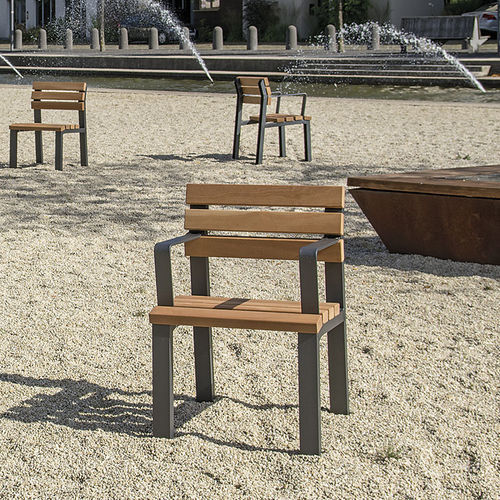Chaise contemporaine - Eifel - Gem. Westeifel Werke GmbH - d'extérieur / en bois / avec piètement en acier