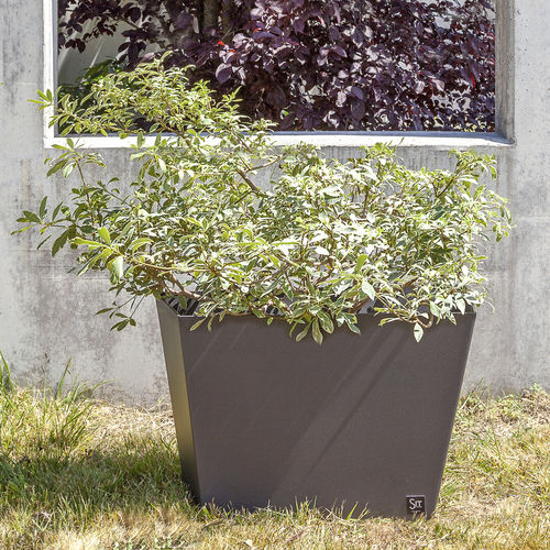 Jardinière en fer - SKEW : 613 - SIT Urban Design - contemporaine / pour espace public / d'extérieur