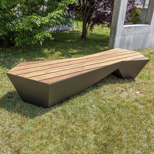 Banc public contemporain - SKEW : 610 - SIT Urban Design - en bois / en fer
