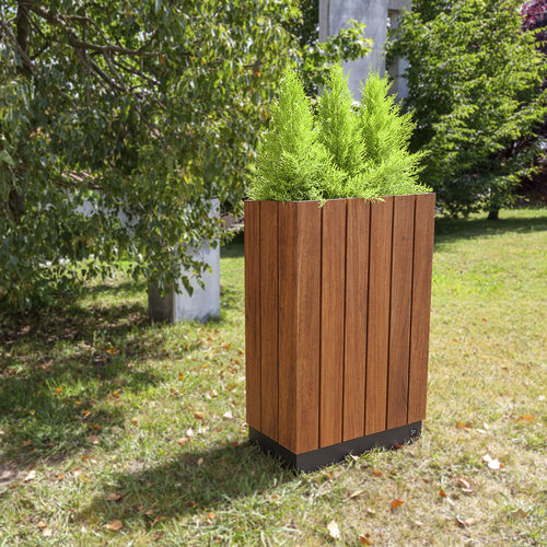Jardinière en bois - WADE : 622 - SIT Urban Design - en fer / en hauteur / contemporaine