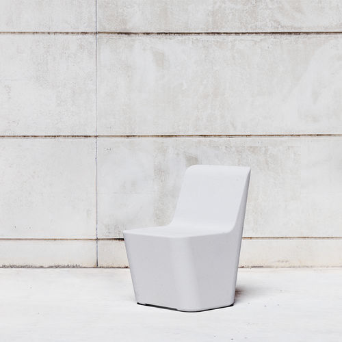 Chaise design minimaliste - SMOOTH 591 - SIT Urban Design - urbaine / en béton / avec piètement en béton
