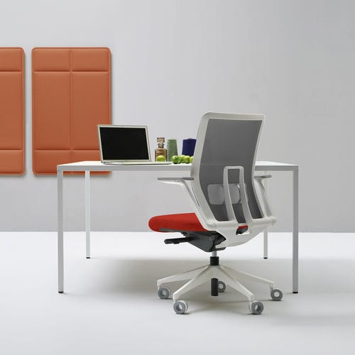 Chaise de bureau contemporaine - CHANCE NET - Quinti. - en résille / en plastique / tapissée