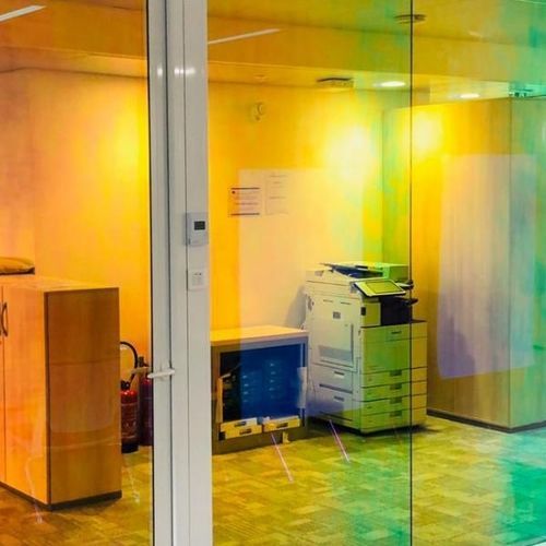 Film décoratif dichroïque - Aurora Summer - SolarScreen International - pour cloison / pour applications sur verre / en PET
