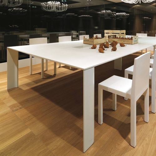 Table de conférence minimaliste - DIVILUX - en bois / avec piètement en bois / rectangulaire