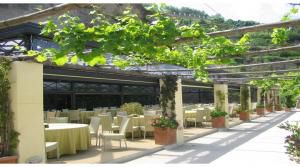 Structure tendue sur ossature métallique - TERRACE STRUCTURES - Favaretti - pour couverture / avec membrane en pvc / pour espace public