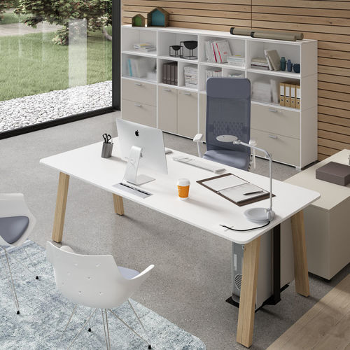 Bureau sur pied - WOOD - UFFICIO DESIGN ITALIA - contemporain / en mélaminé / droit
