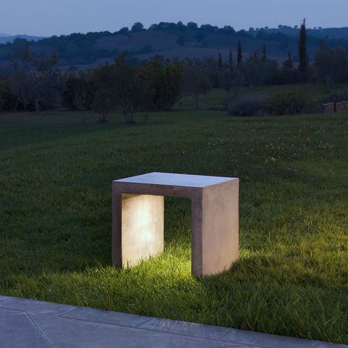 Tabouret contemporain - PANCHETTO - Lucifero's - en béton / en métal / avec piètement en béton