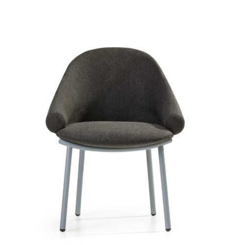 Chaise contemporaine - FENDER - True Design srl - d'intérieur / en mousse de polyuréthane / avec piètement en acier