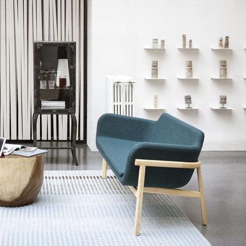 Canapé contemporain - SLIGHT - True Design srl - en tissu / en mousse / vert