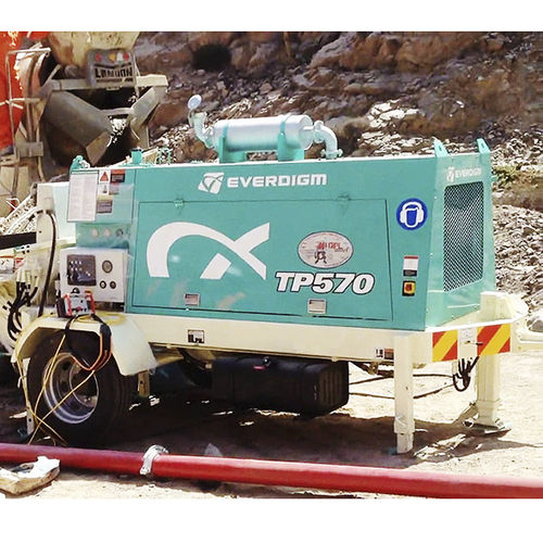 Pompe à béton montée sur remorque - ETP570 - Everdigm Corp