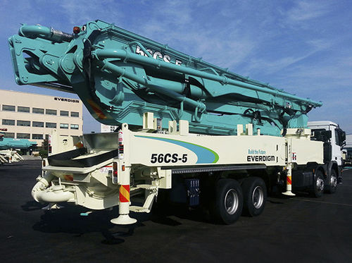 Pompe à béton mobile - ECP56CS-5 - Everdigm Corp - montée sur camion