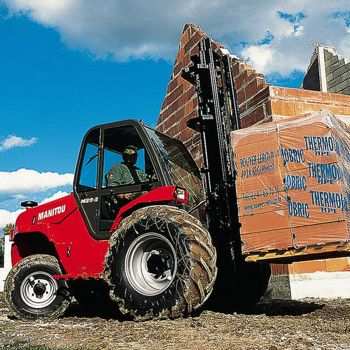 Chariot élévateur sur roues - M 26-4 - Manitou America's, Inc.