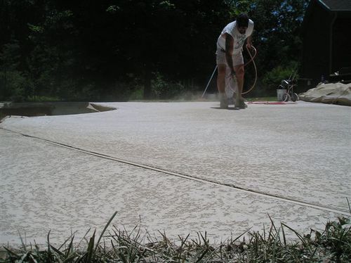 Revêtement de sol en béton - KEY POOL-DECK - Key Resin Co. - pour extérieur / d'intérieur / texturé