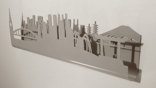 Porte-manteau mural - SKYLINE TOKYO - Utoopic - contemporain / en métal