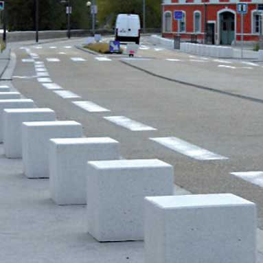 Borne anti-stationnement - CUBIQUE (PMR) - ALKERN - de protection / en béton