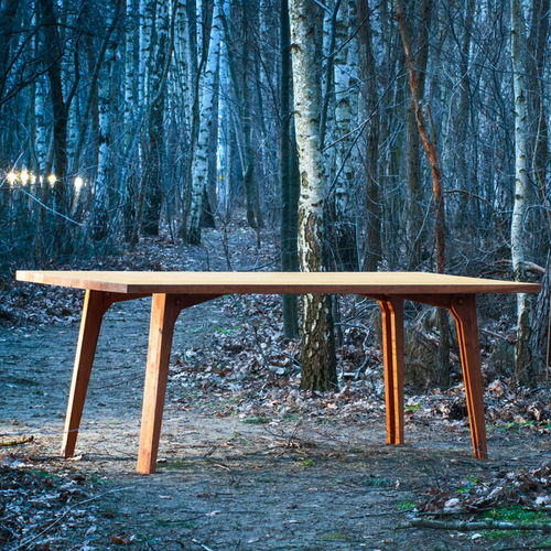 Table contemporaine - ADAMON - Abadoc - en bois / avec piètement en bois / rectangulaire