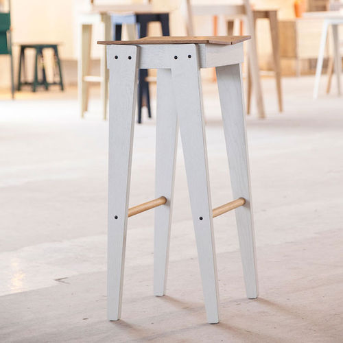 Tabouret de bar contemporain - Tilt - VIJ5 - en chêne / avec piètement en chêne / 4 pieds