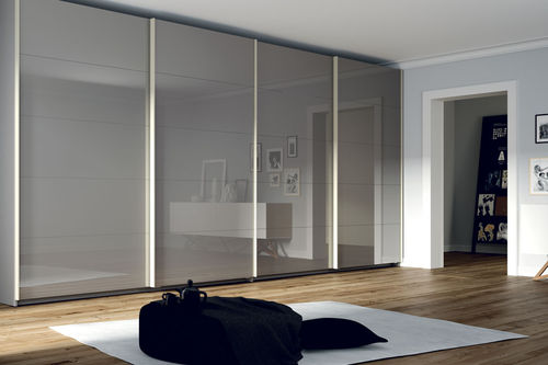 Armoire contemporaine - A5 - Lagrama - en verre laqué / à porte coulissante