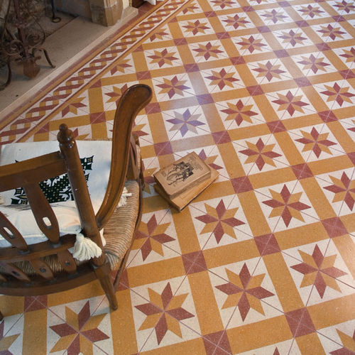 Frise en grains de marbre - IL BARBIERE DI SIVIGLIA - MIPA srl - au sol