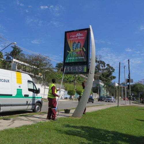 Panneau d'information professionnel - JCDecaux - Mobilier Urbain