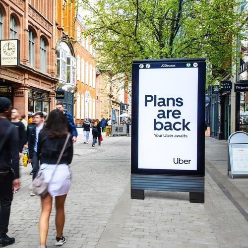 Écran d'information pour espaces publics - JCDecaux - Mobilier Urbain