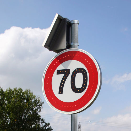 Panneau de signalisation routière sur pied - ECOFLASH - Aximum - à LED / solaire