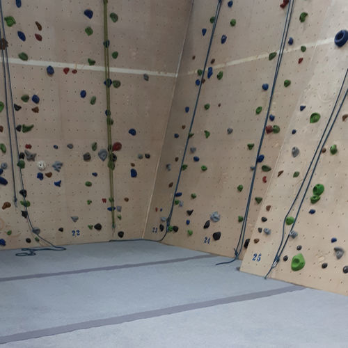 Matelas de réception pour mur d'escalade d'intérieur - 717 - GYMNOVA