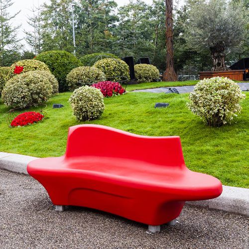 Banc public contemporain - SWING - HUSSON INTERNATIONAL - en polyéthylène / avec dossier