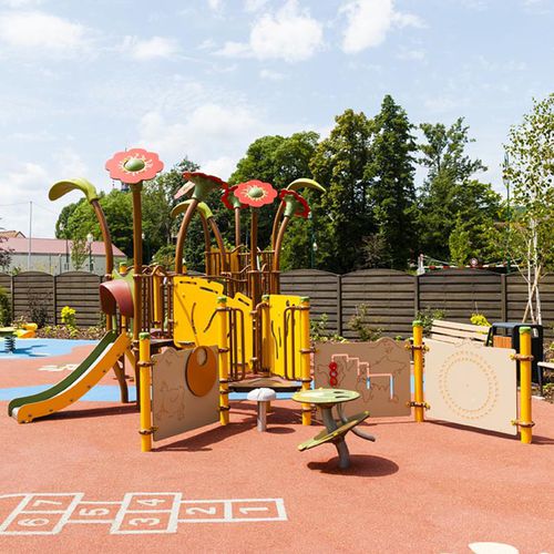 Structure de jeu pour collectivité - PICCOLO 5 FANTASTIC : JPX-0026 - HUSSON INTERNATIONAL - en plastique / en acier / en HPL