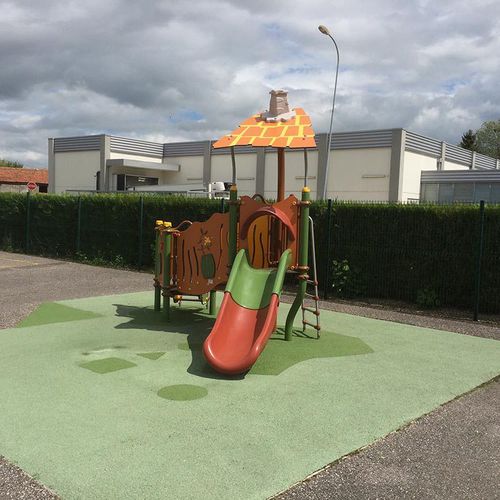 Structure de jeu pour aire de jeux - PICCOLO 2 FORESTIC : JPX-0010  - HUSSON INTERNATIONAL - en plastique / en acier / en HPL