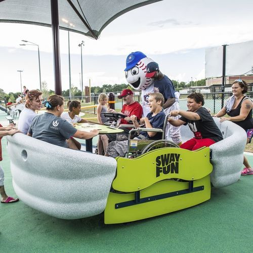 Structure de jeu pour personnes à mobilité réduite - Sway Fun® Glider - Design 1331 - LANDSCAPE STRUCTURES - pour aire de jeux / en polyéthylène