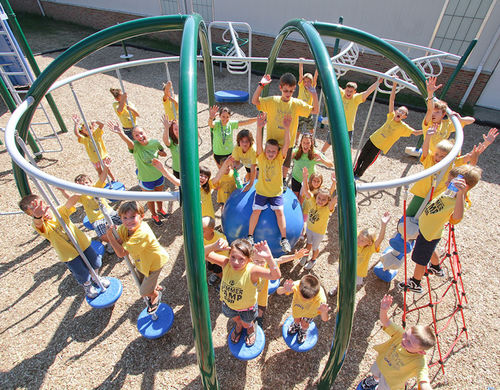 Grimpeur pour aire de jeux - PEARCE COMMUNITY CENTER - little tikes