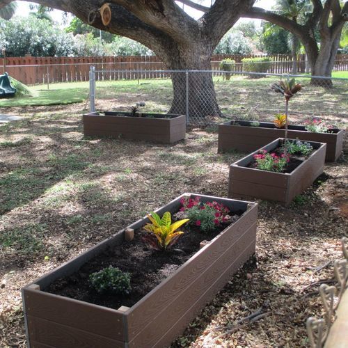 Jardinière en béton - RAISED  - progressive design playgrounds - bois / en plastique / en plastique recyclé