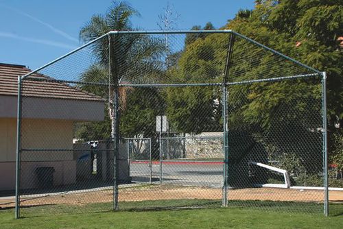 But multisport en métal - BACKSTOP - progressive design playgrounds - fixe / noir / sur gazon