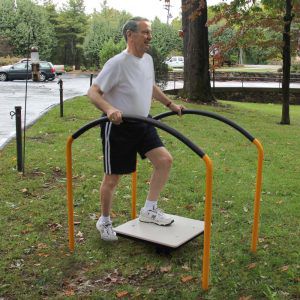 Barres parallèles d'extérieur - ASSISTED BALANCE WALK - progressive design playgrounds - professionnelle