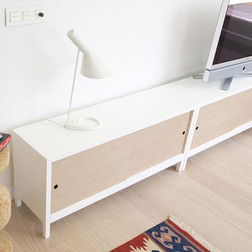 Meuble TV contemporain - SAPPORO - STUA - modulable / avec roulettes / en placage de bois