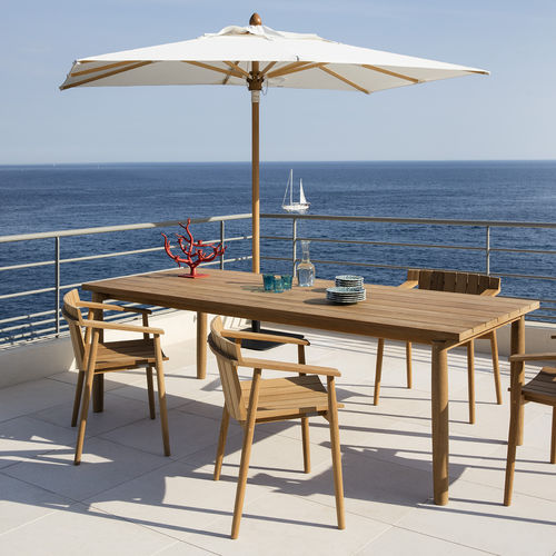 Table contemporaine - BATTEN - Tectona - en teck / avec piètement en teck / rectangulaire