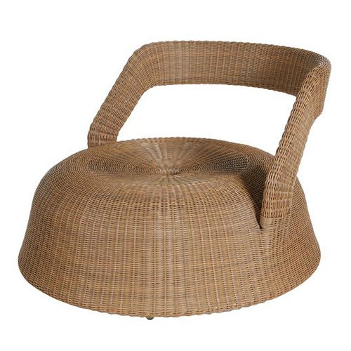 Fauteuil contemporain - PEBBLE - Tectona - en résine tressée / par Ronan & Erwan Bouroullec / d'extérieur