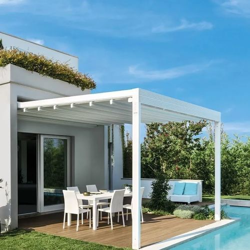Pergola adossée - ABANO TERME - PADOVA - Gibus SPA - en métal / en verre / à lames brise soleil