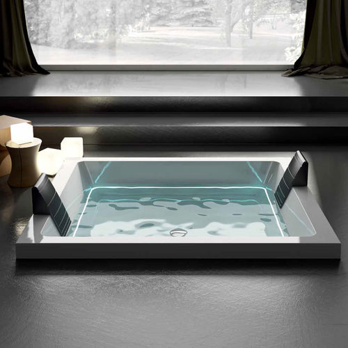 Baignoire en acrylique - DREAM 200 - GRUPPO TREESSE - par Marc Sadler / hydromassage / blanche