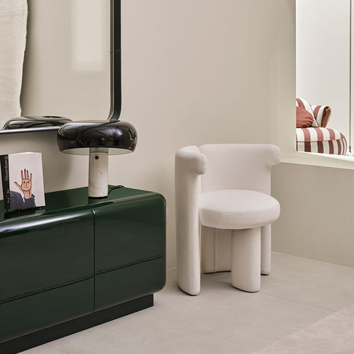 Chaise contemporaine - CLAUDINE - MERIDIANI - d'intérieur / en tissu / avec piètement en hêtre