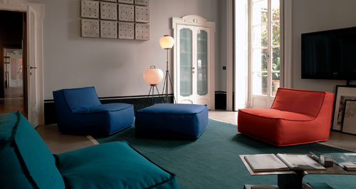 Chauffeuse contemporaine - NOE - Verzelloni - en cuir / par Studio Lievore Altherr Molina