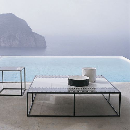 Table basse contemporaine - Canasta - B&B Italia - en grès cérame / avec piètement en aluminium / avec piètement en acier peint