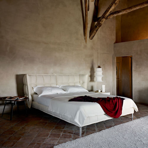 Lit double - Husk - B&B Italia - contemporain / tapissé / avec tête de lit