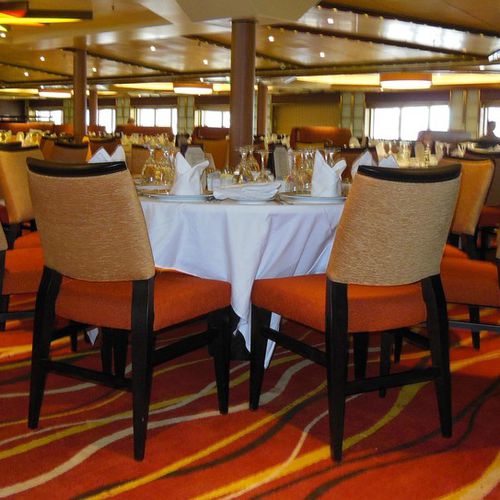 Chaise de restaurant classique - FORWARD - Airnova - d'intérieur / en tissu / avec piètement en hêtre