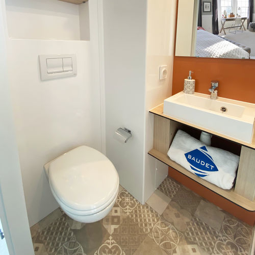 Salle de bain contemporaine - BORA - BAUDET SA - en polyester / pour résidence étudiante / préfabriquée