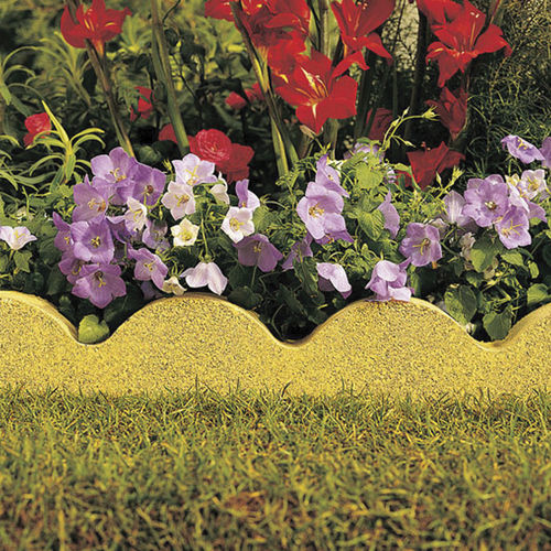 Bordurette de jardin - SCALLOPED - BRADSTONE - en béton / en pierre reconstituée / cintrée