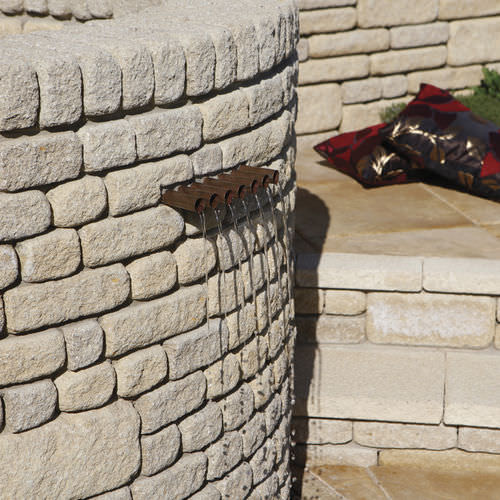 Bordure de jardin - COUNTRYSTONE - BRADSTONE - en béton / en pierre reconstituée / en hauteur