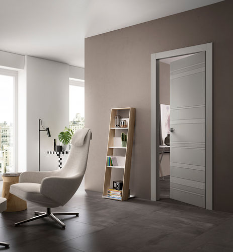Porte d'intérieur - EQUA STYLA - FerreroLegno - en bois / battante / pleine
