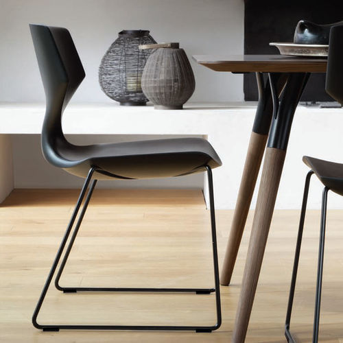 Chaise contemporaine - QUO  - TONON - d'intérieur / en cuir / en tissu